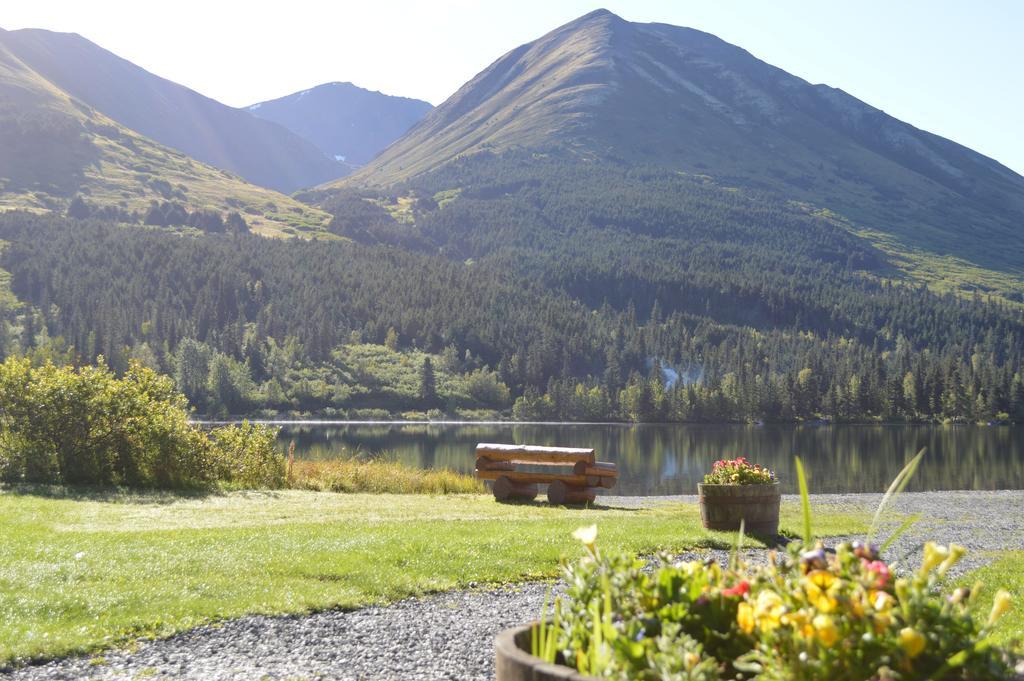 Summit Lake Lodge Zewnętrze zdjęcie