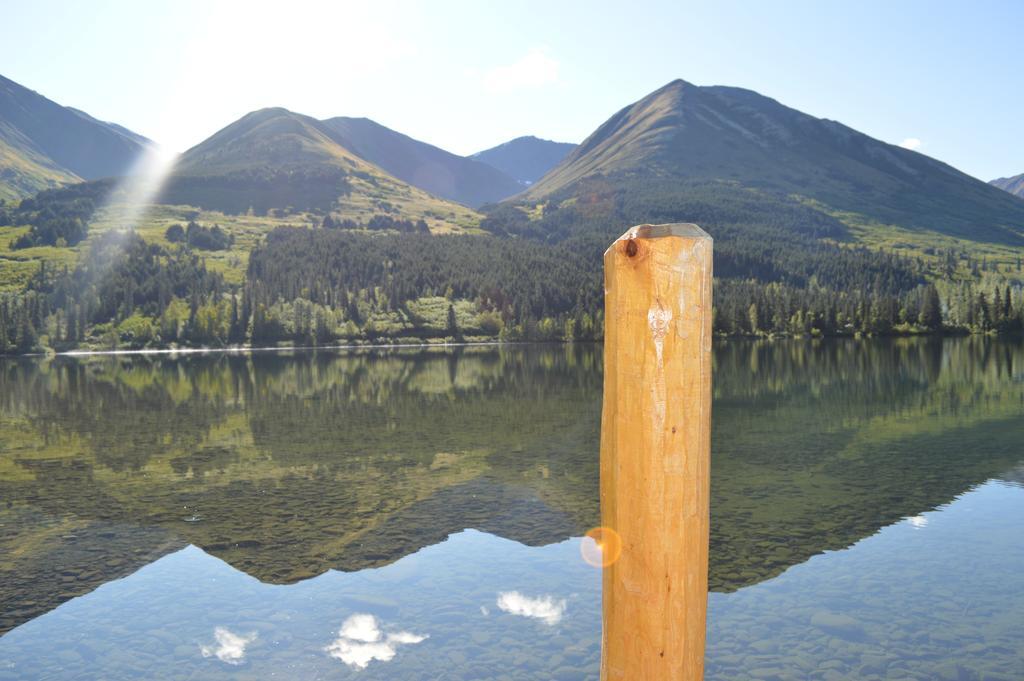 Summit Lake Lodge Zewnętrze zdjęcie