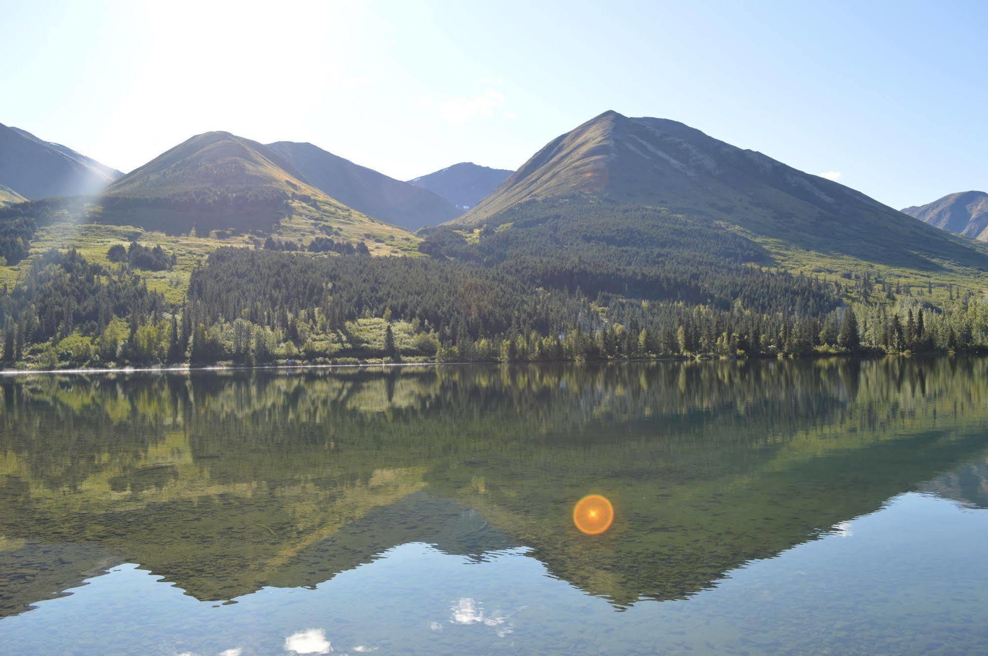 Summit Lake Lodge Zewnętrze zdjęcie